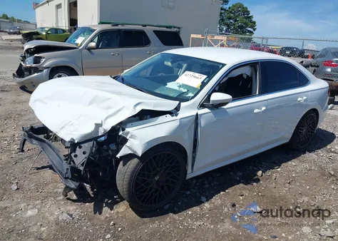 2020 Volkswagen Passat Se z USA, uszkodzony, nr VIN 1VWSA7A39LC015300